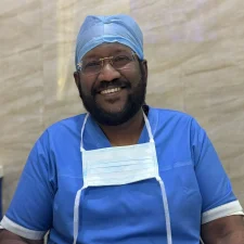 Dr.Aravinthan